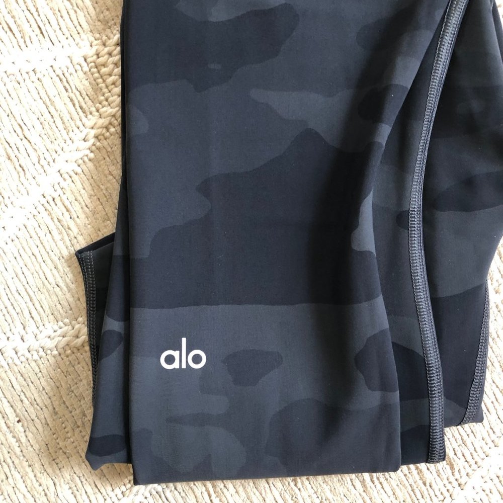 ALO Yoga Vapor High-Waisted Leggings